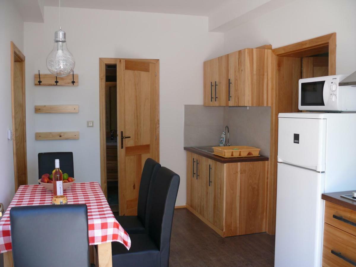 Sara Apartman Heviz Exterior photo